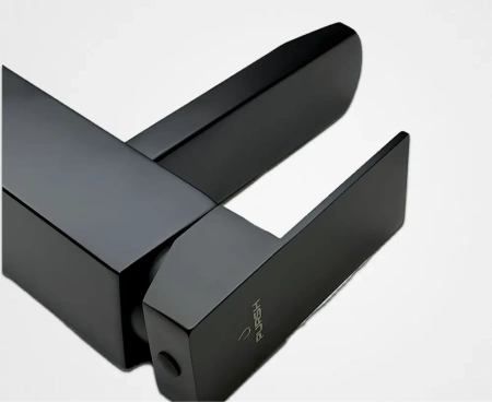 Смеситель для раковины однорычажный Pursh чёрный нержавейка Pursh (арт. R11301E)